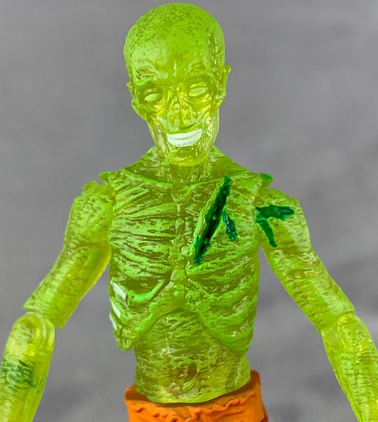 File:04-series-Z-irradiated-zombie-close-up.jpg