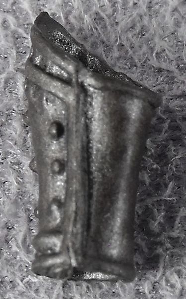 File:16-medusa-lower-arm-band-r-blasted-land-orc.jpg