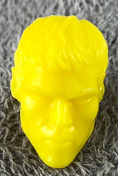 File:10-male-blank-yellow-head-short-hair.jpg