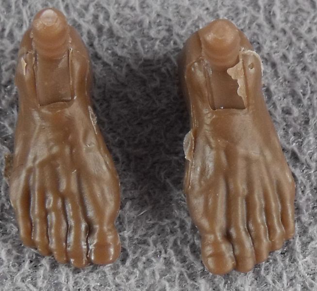 File:11-male-bare-feet-walnut.jpg