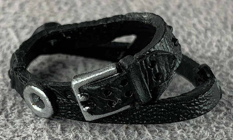 File:14-Vitruvian-Hacks-Basics-Wanderer-Belt.jpg