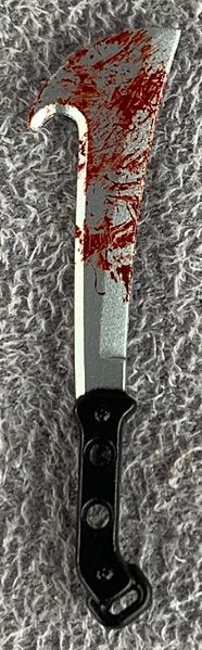 File:16-bossfightstudio-vitruvian-hacks-britanee-byttes-knife.jpg