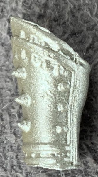 File:12-Vitruvian-Hacks-Basics-Wanderer-Gauntlet(r).jpg