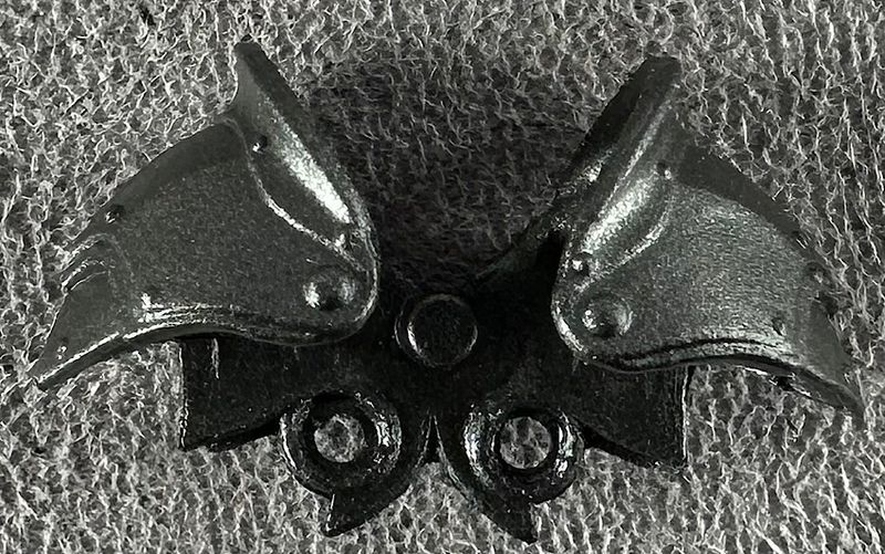 File:22-bossfight-studio-knight-of-asperity-female-shoulder-armor.jpg