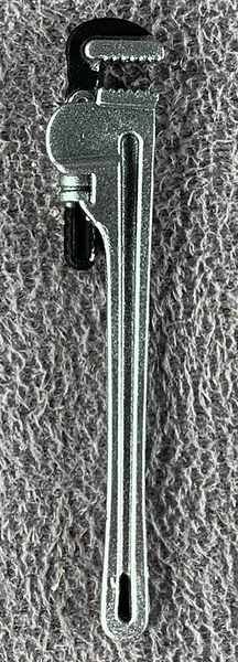 File:08-advent-calendar-2020-pipe-wrench.jpg