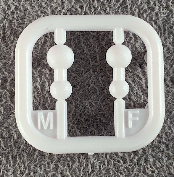 File:06-lucha-barbells-white.jpg