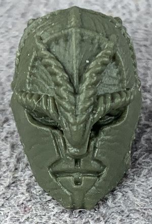 06-monster-head-reptile-green.jpg