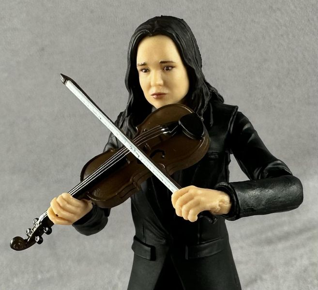 File:10-bossfightstudio-umbrella-academy-vanya 00.jpeg