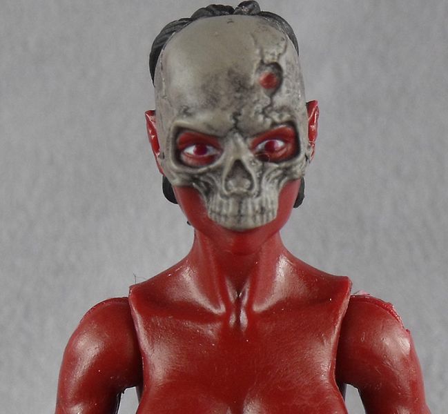 File:03-blasted-land-orc-female-head.jpg